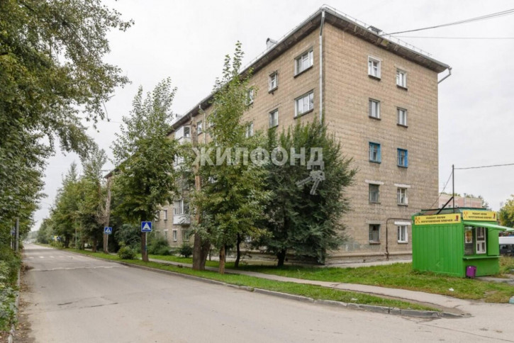 2-комн квартира Оловозаводская, 18