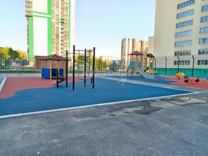 Офис Есенина, 12/1
