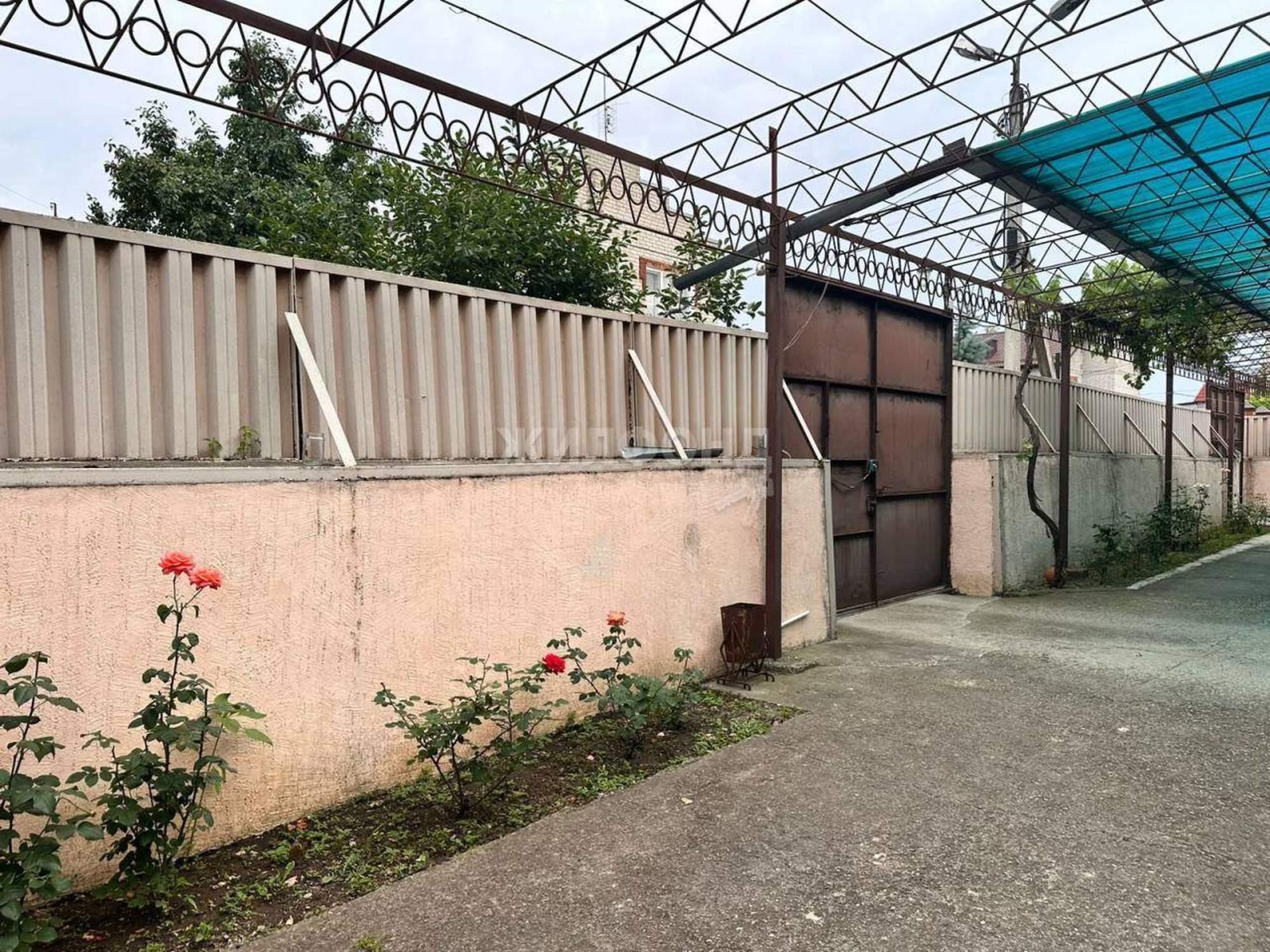 Купить дачу, дом, коттедж за 15 000 000 рублей на 4-я Незлобненская улица