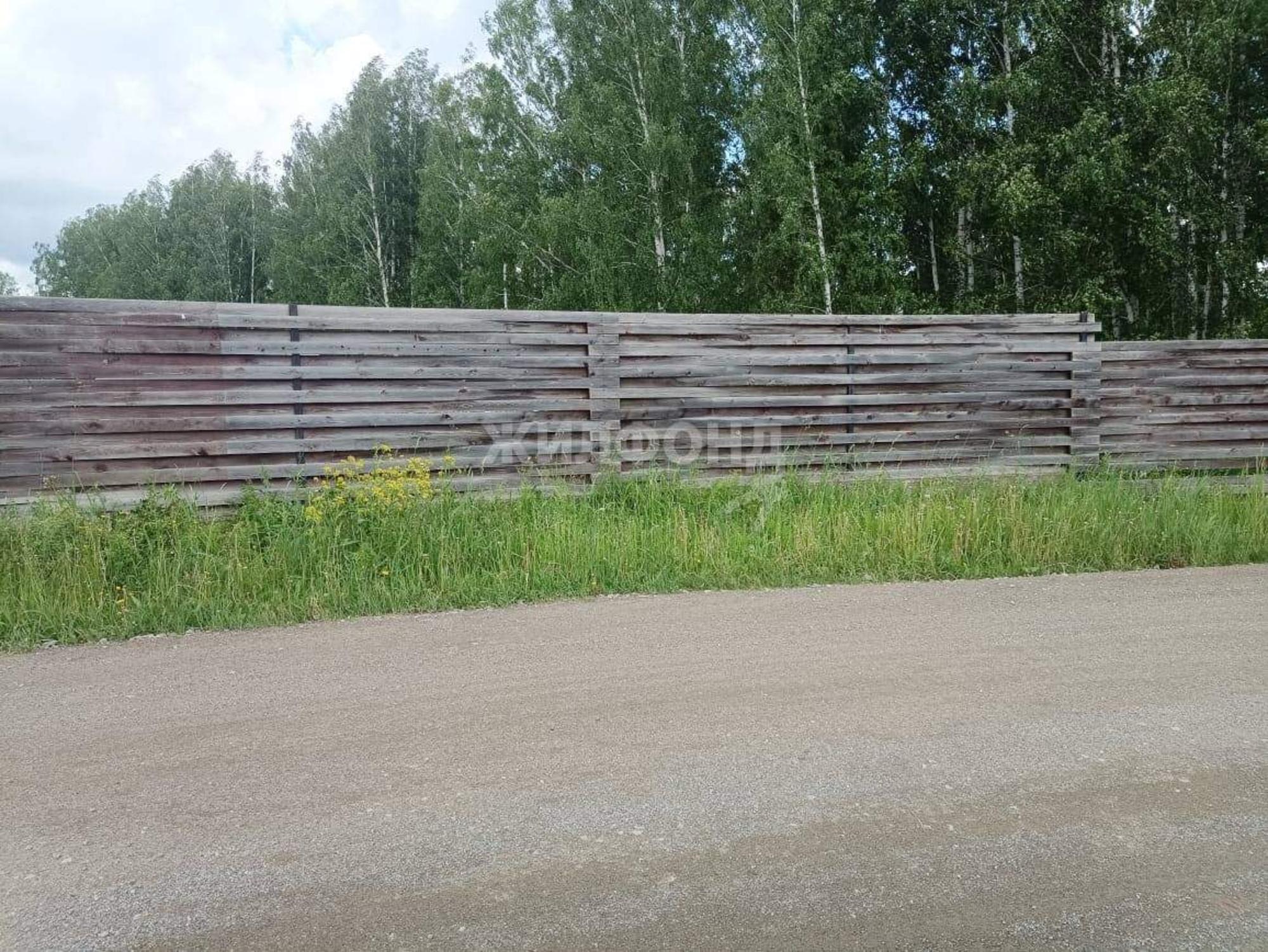 Купить землю, земельный участок за 450 000 рублей на село Барлак