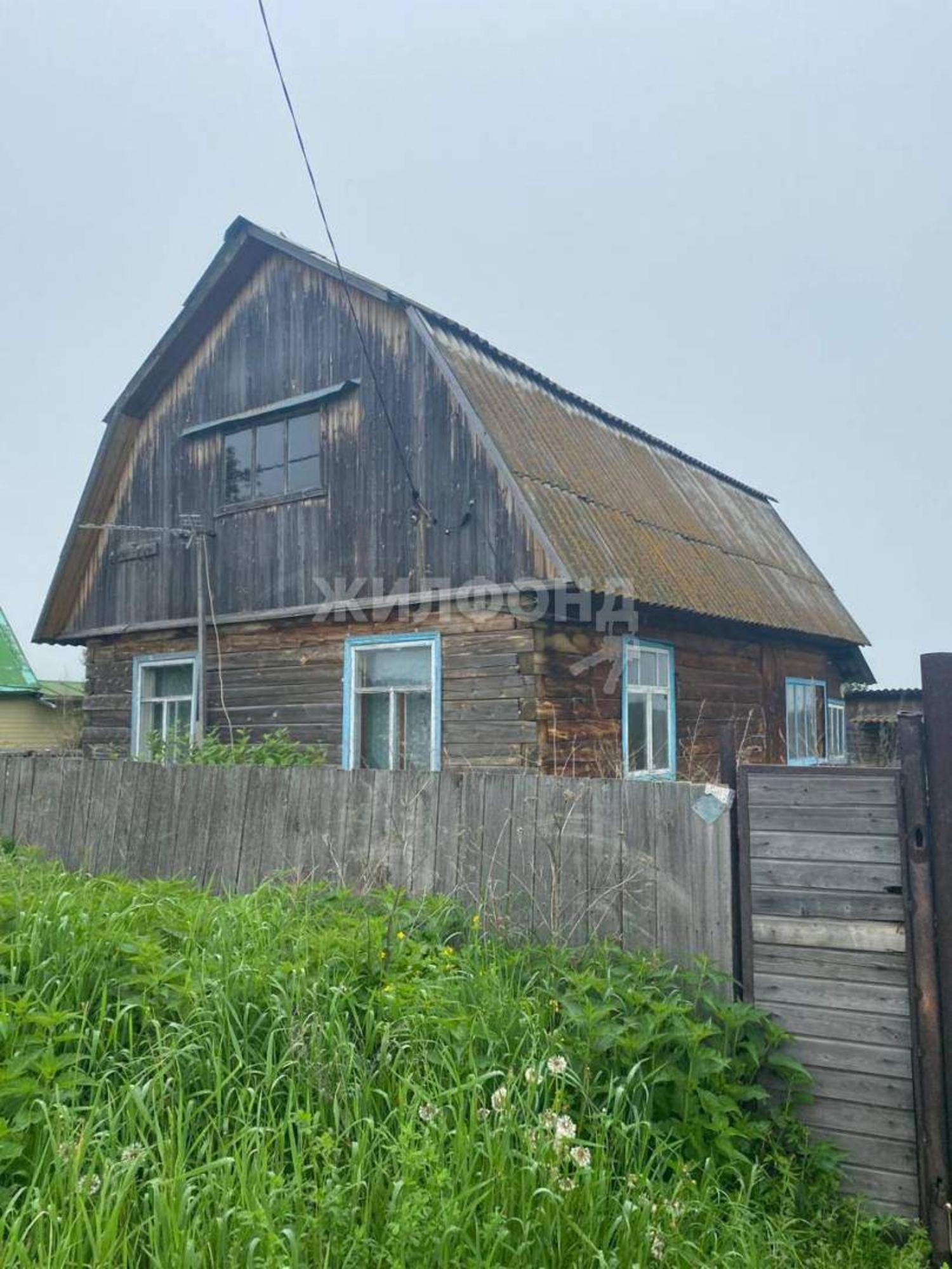 Купить дачу, дом, коттедж за 2 200 000 рублей на М.Горького улица, д.5