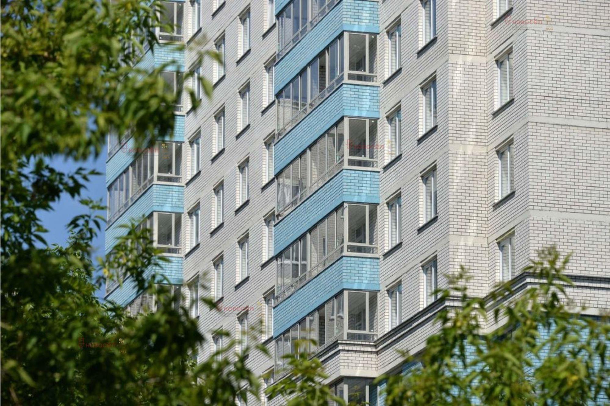 Купить квартиру за 15 000 000 рублей на Ирбитская 11/3