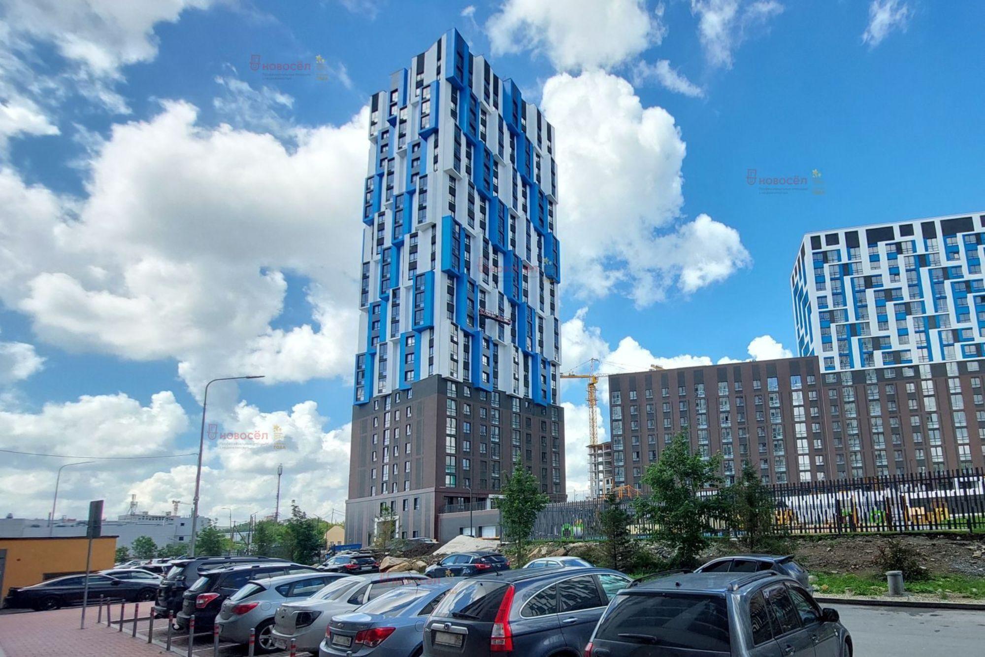 Купить квартиру за 10 000 000 рублей на Высоцкого 7/а