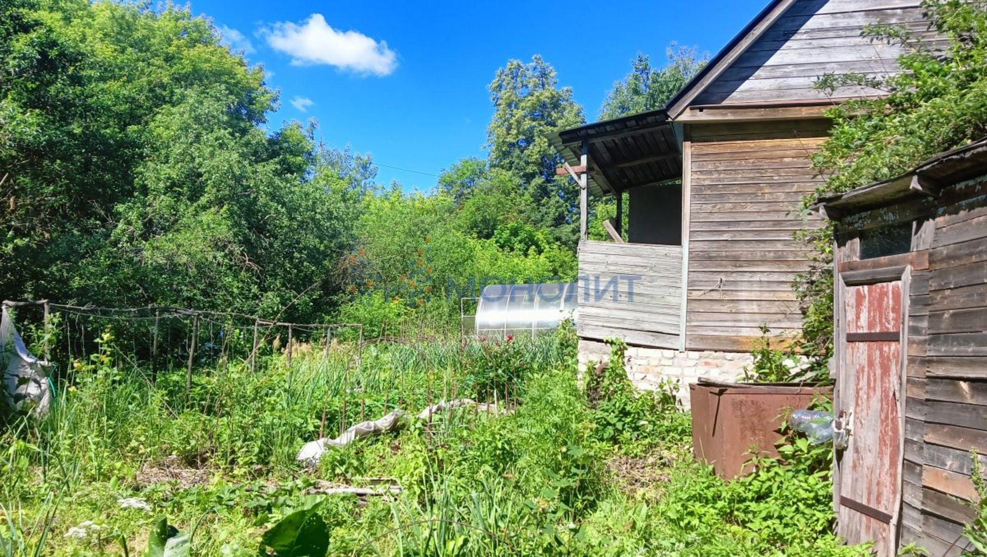 Купить дачу, дом, коттедж за 1 100 000 рублей на Массив-4 Ленинец тер. СНТ