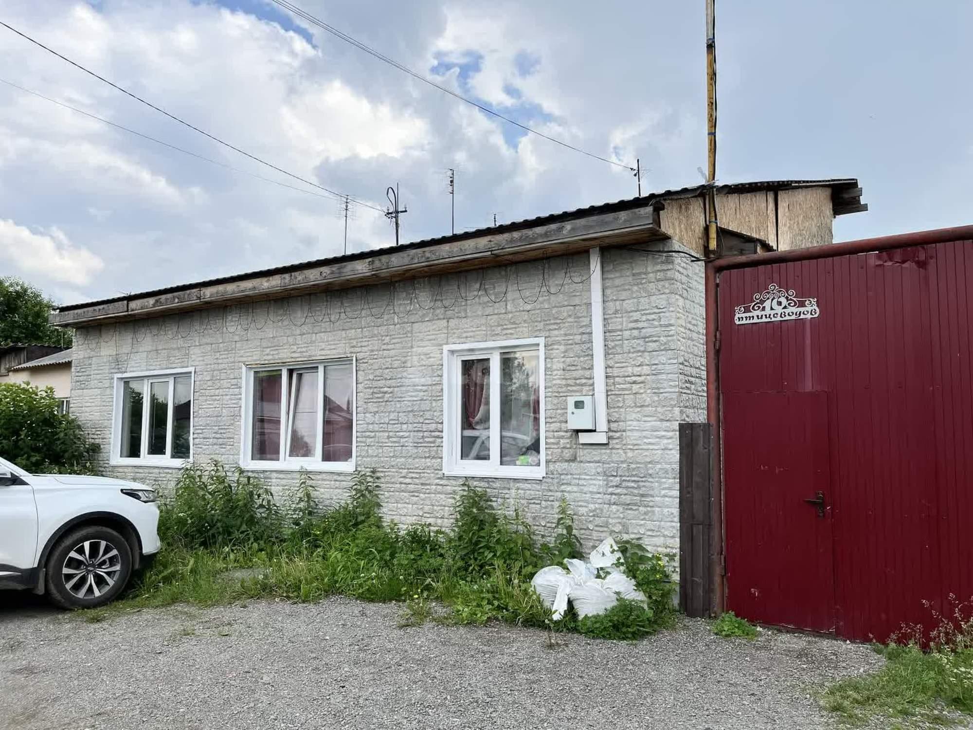 Купить дачу, дом, коттедж за 4 500 000 рублей на Большой Исток,Птицеводов 10