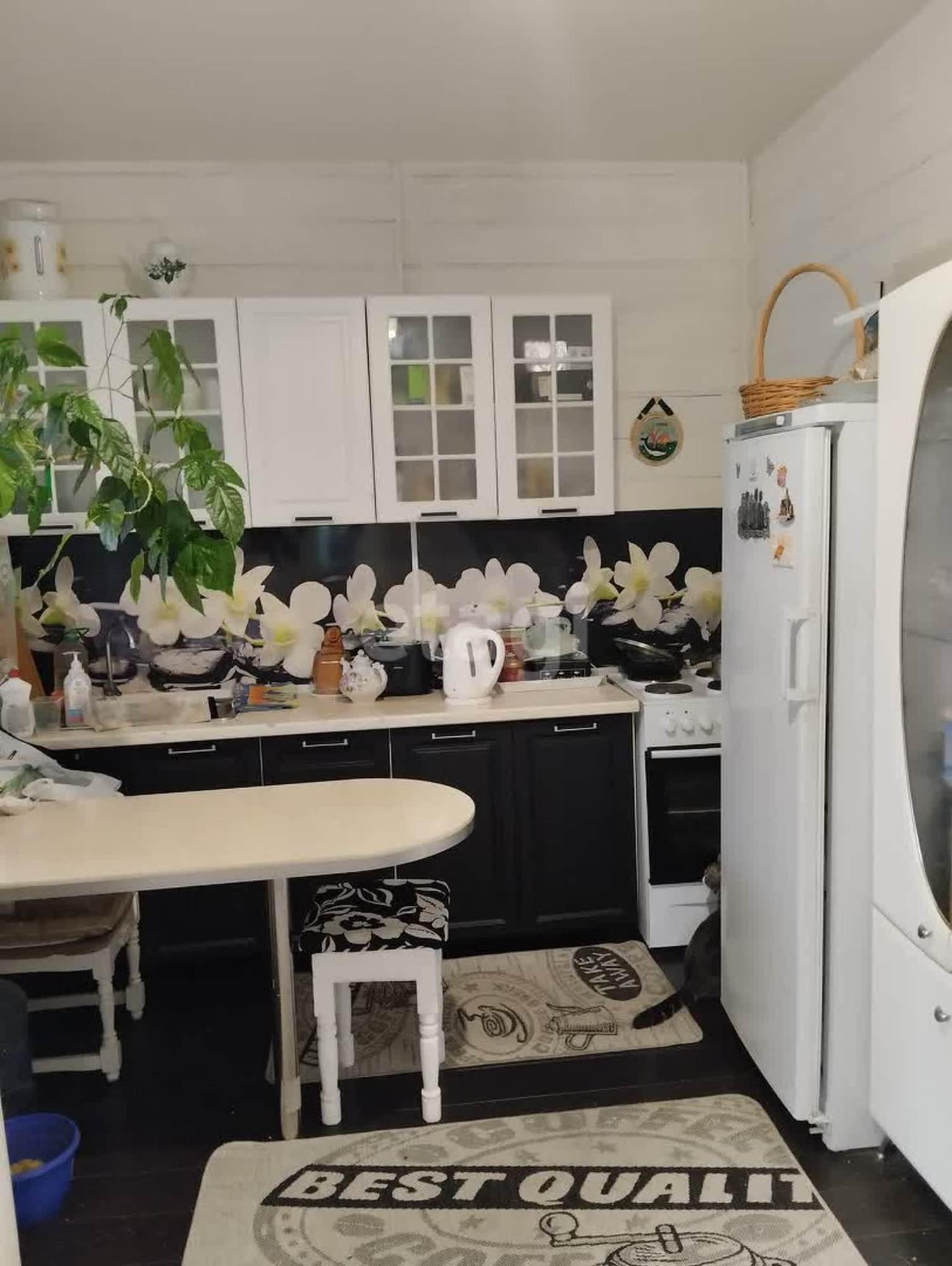 Купить дачу, дом, коттедж за 6 500 000 рублей на 6-й Степной пер., 37