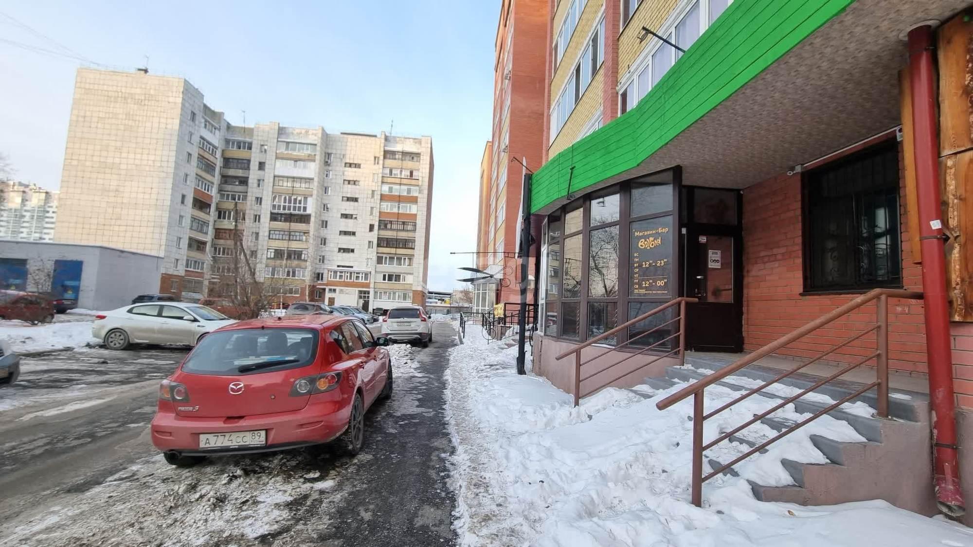 Сдать торговое помещение за 90 000 рублей на Пролетарская 116