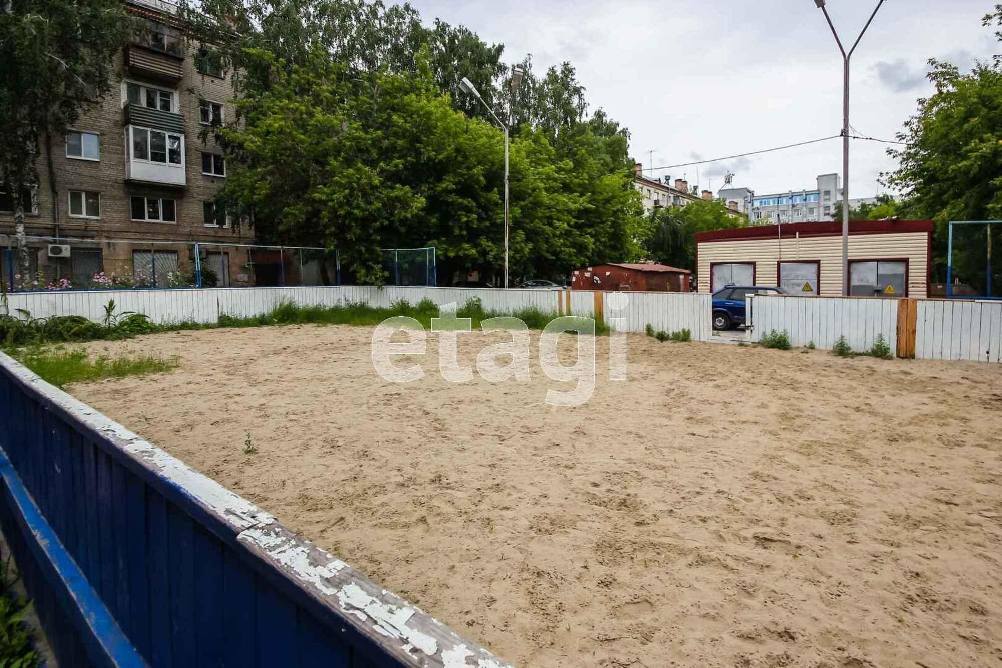 Купить квартиру за 3 800 000 рублей на Республики, 155