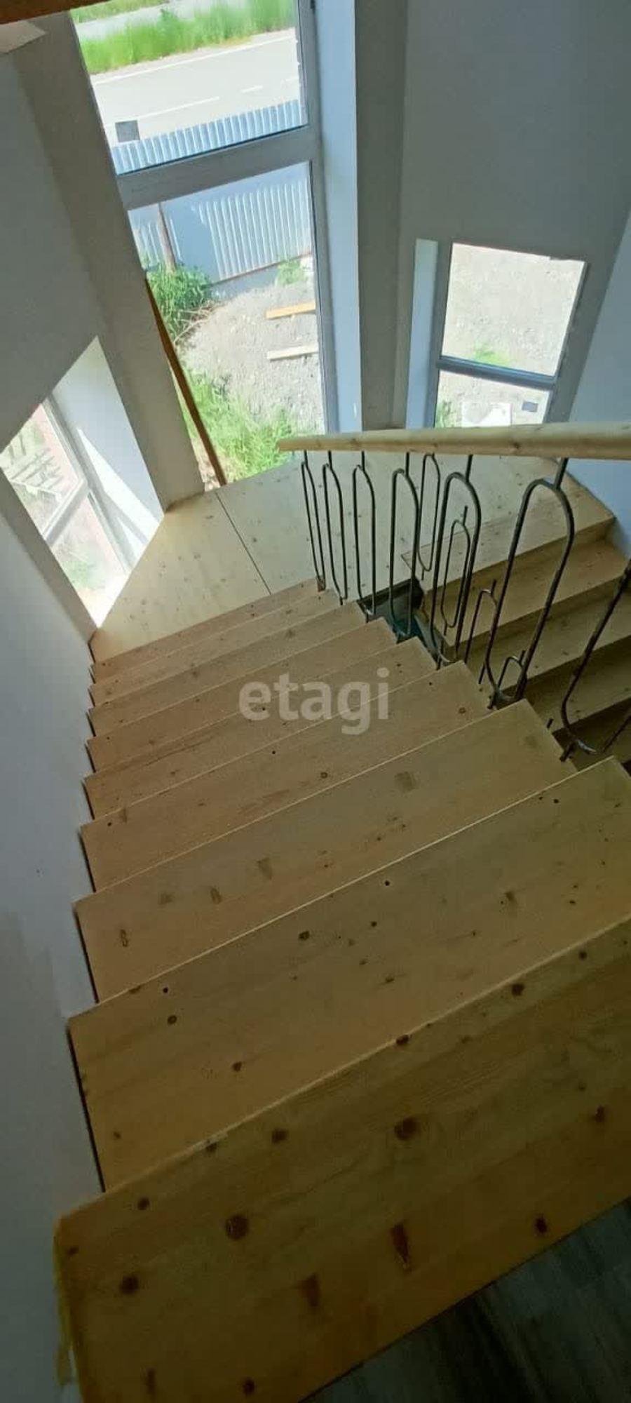 Купить дачу, дом, коттедж за 15 500 000 рублей на Зеленая, 14