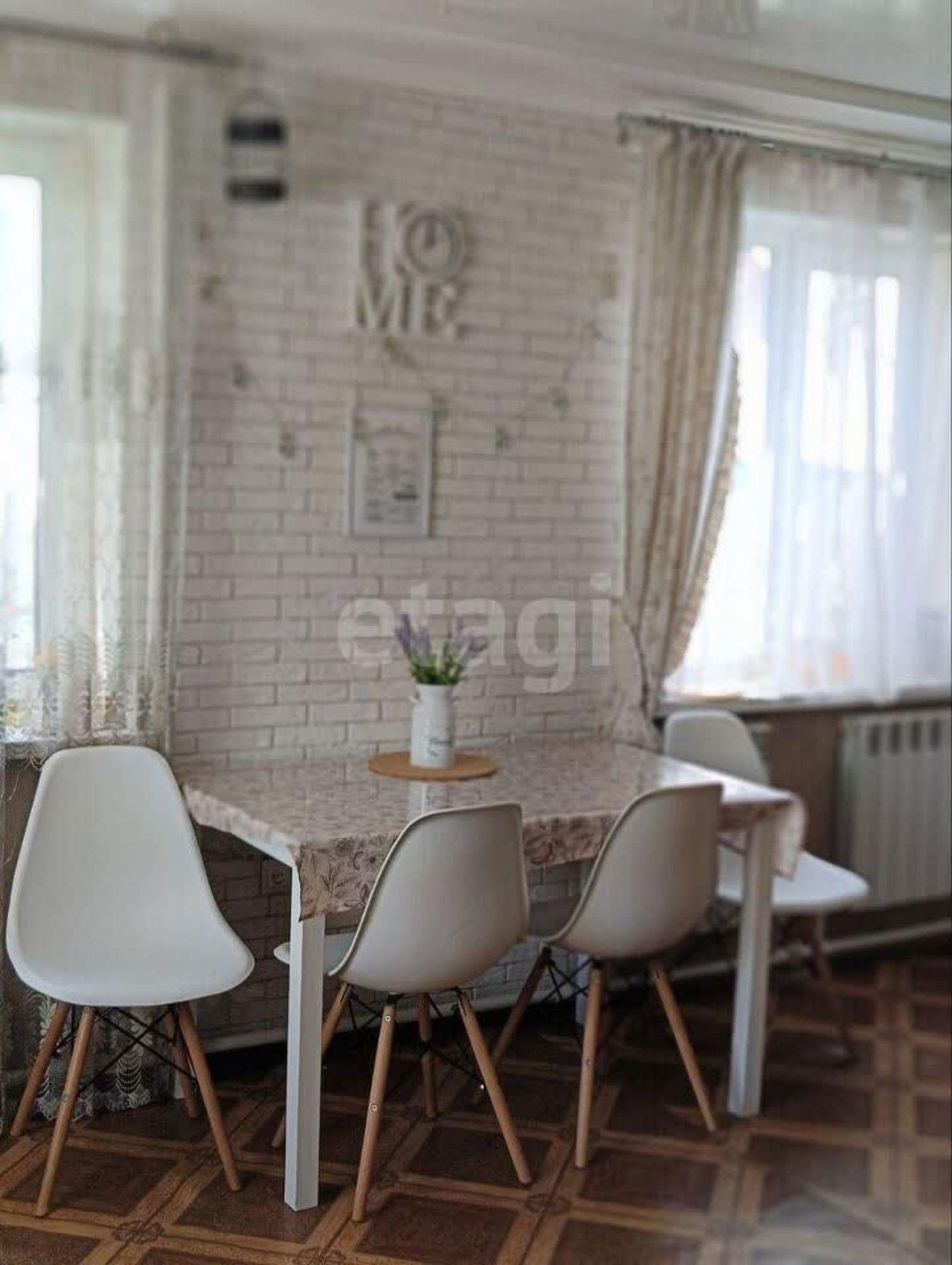 Купить дачу, дом, коттедж за 9 500 000 рублей на 3-я Садовая,