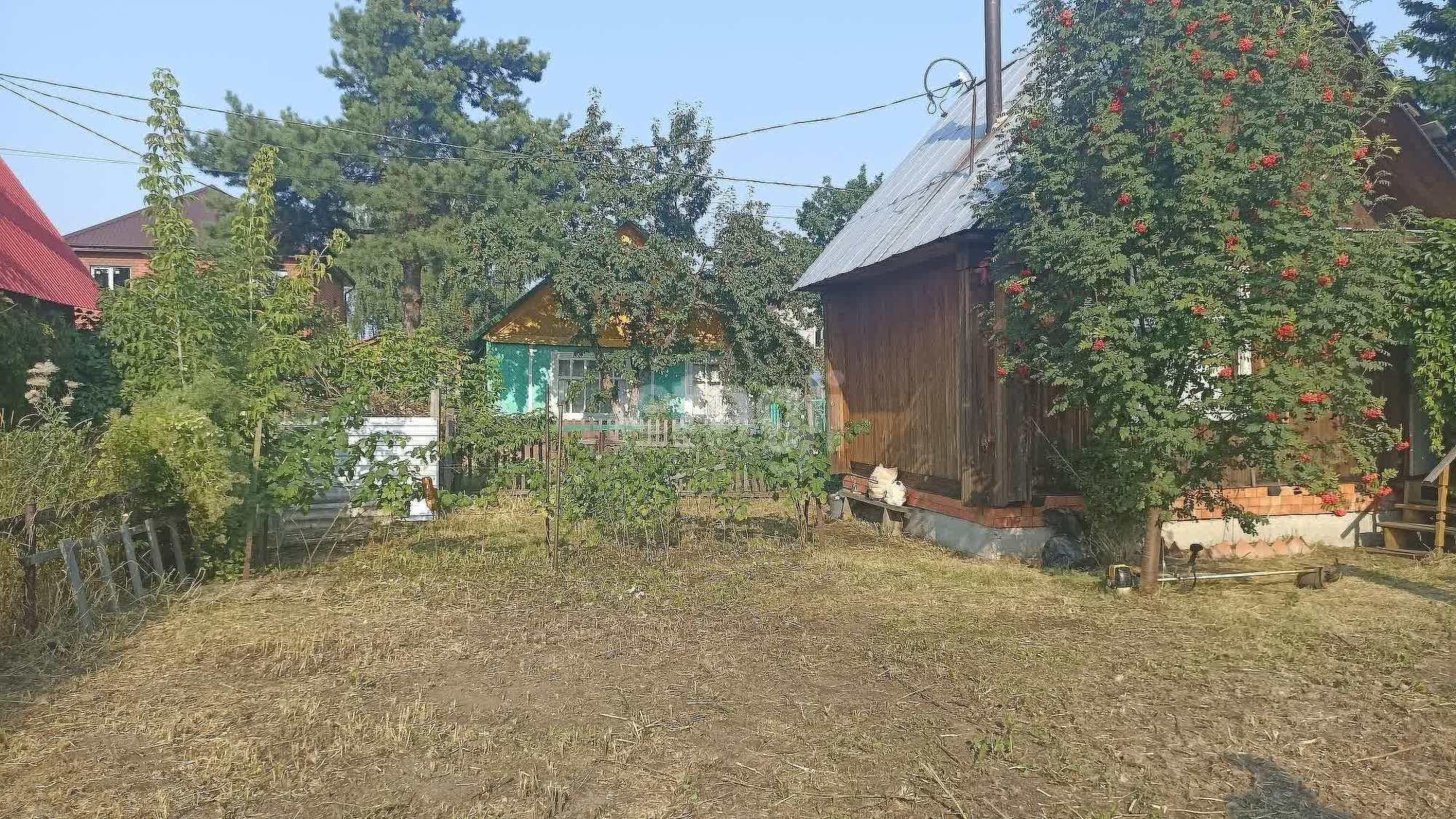 Купить дачу, дом, коттедж за 3 100 000 рублей на Садовая №9,