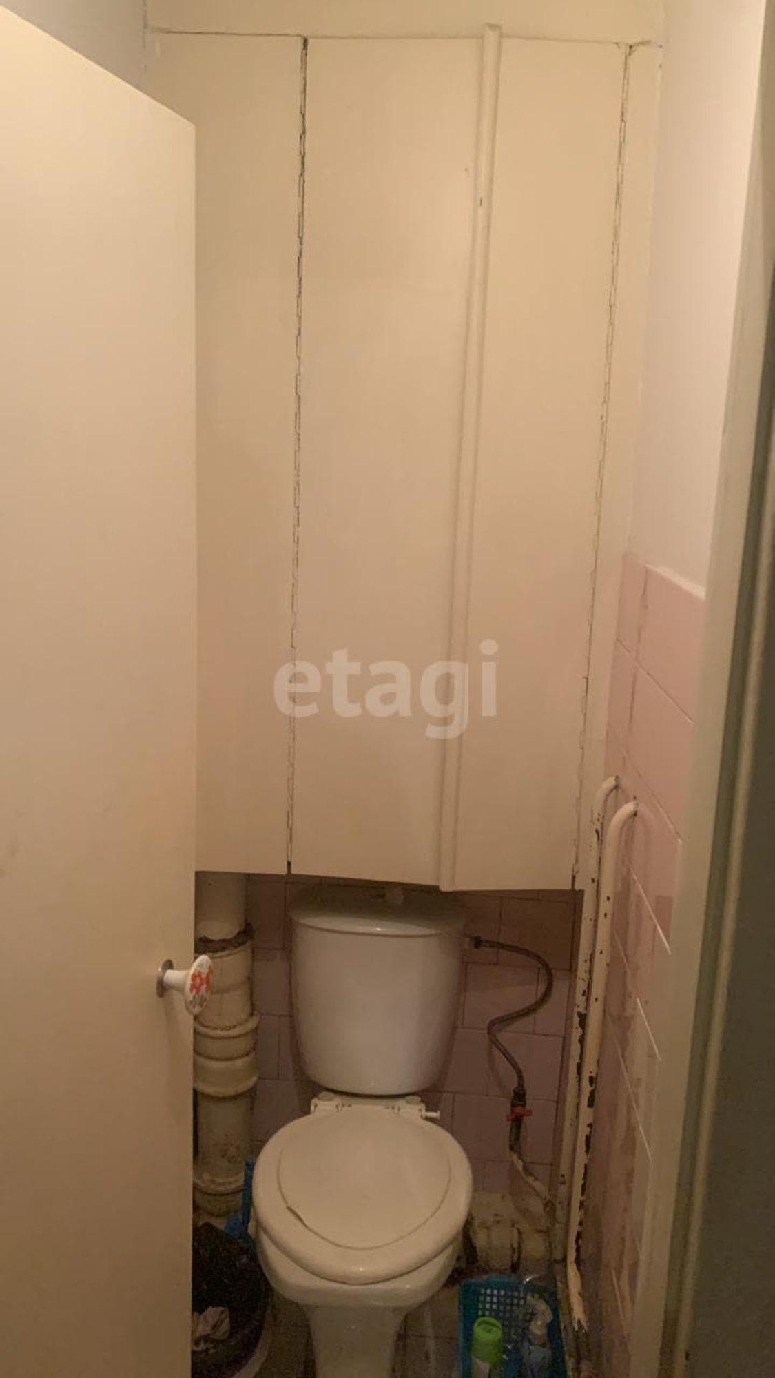Сдать комнату за 9 500 рублей на Елизарова, 74