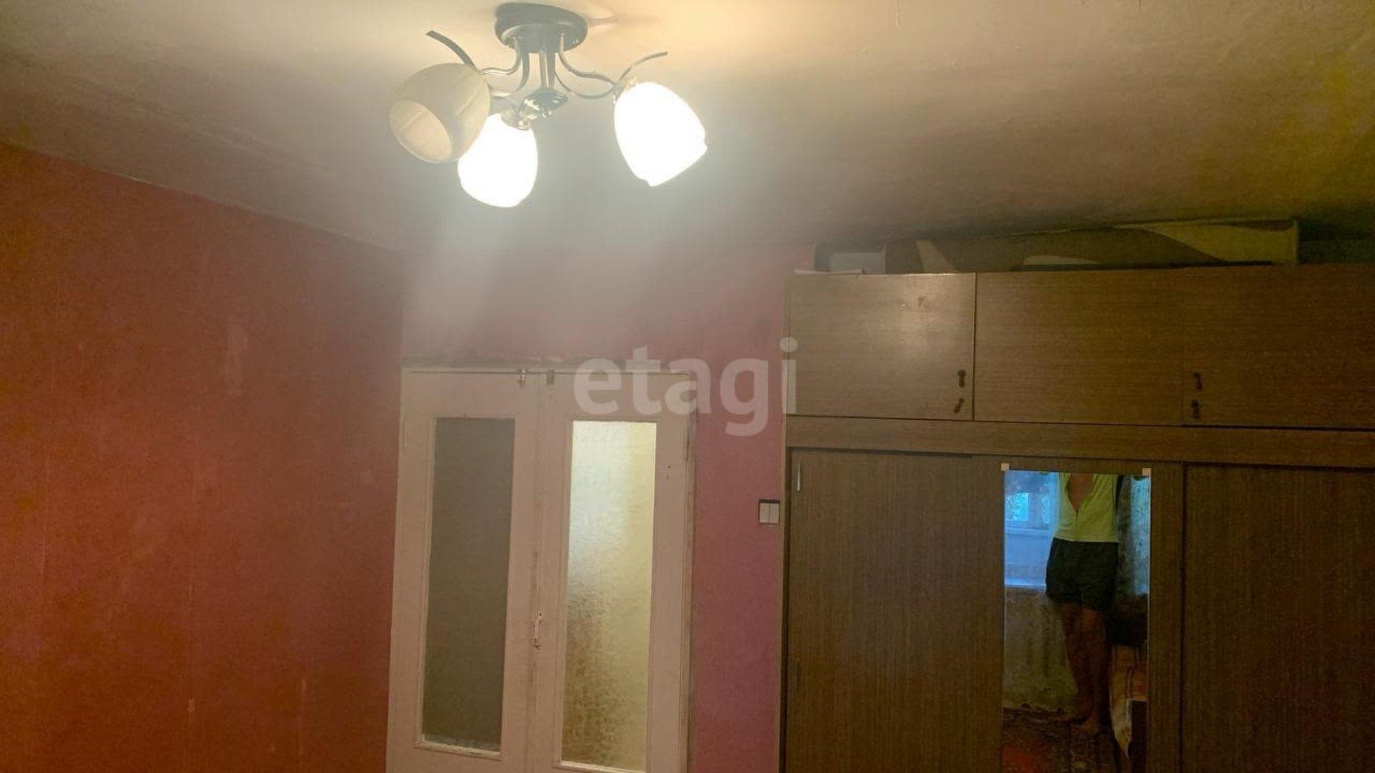 Сдать комнату за 9 500 рублей на Елизарова, 74