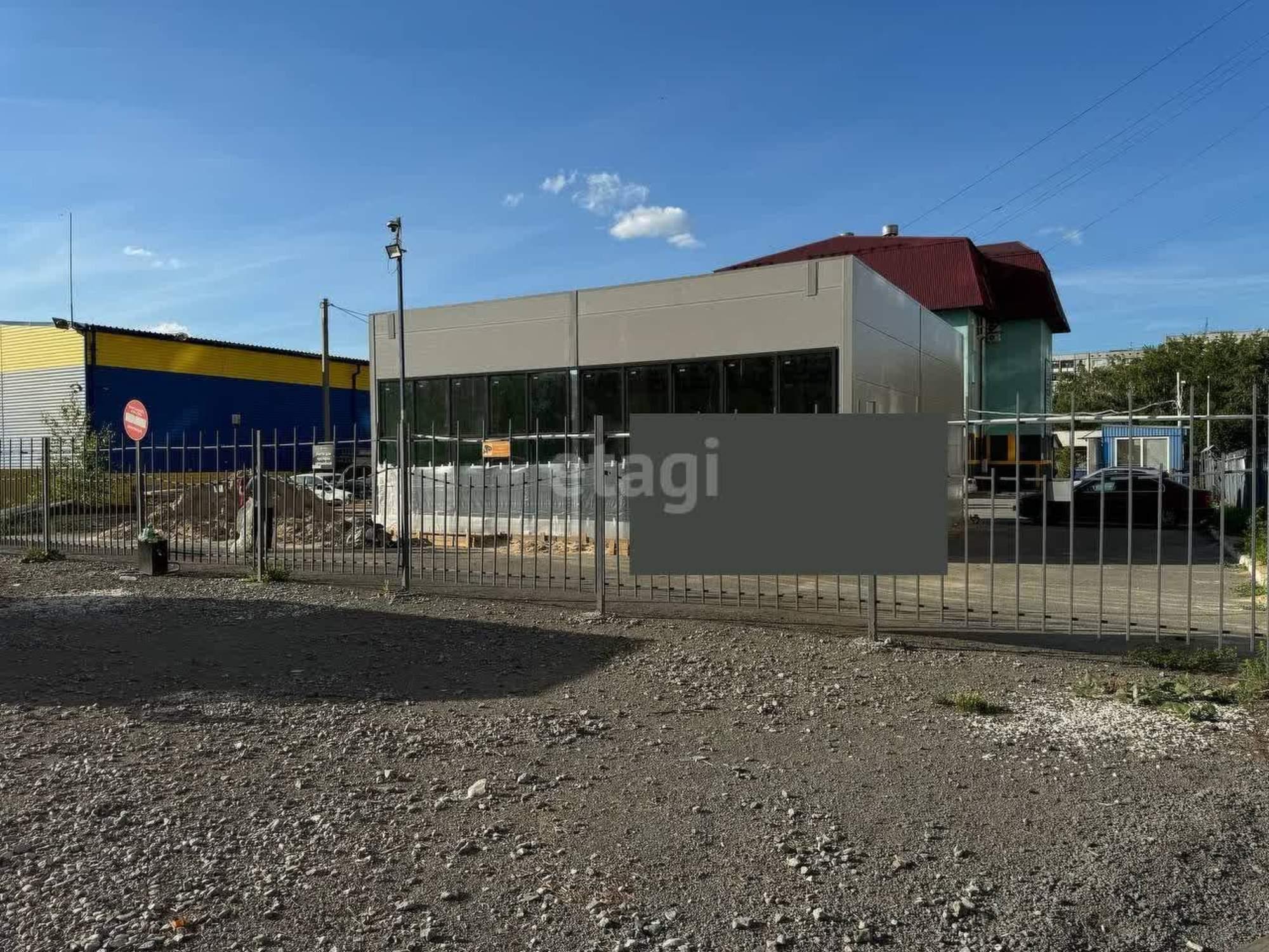 Сдать торговое помещение за 180 000 рублей на Пермякова 59/1