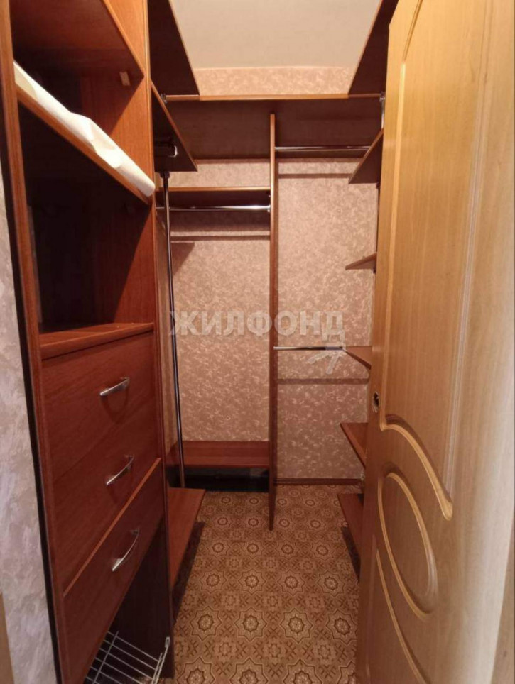 2-комн квартира Фрунзе улица, влд63