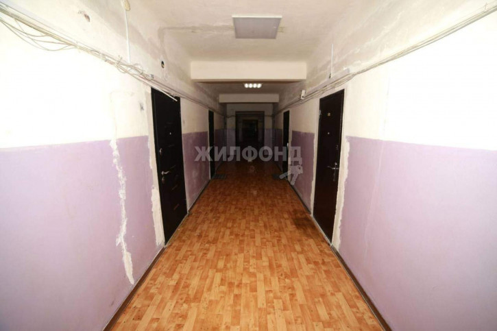 Комната Титова улица, д.7