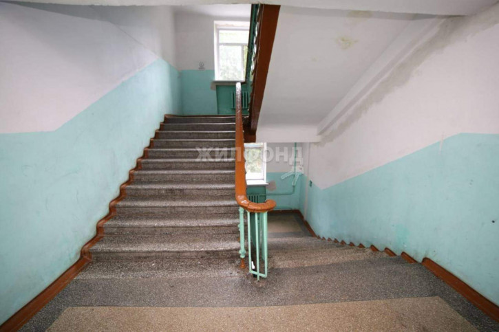 Комната Титова улица, д.7