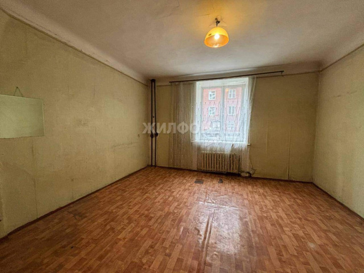 4-комн квартира Пархоменко улица, д.8