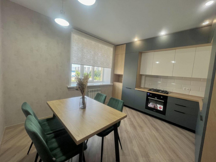 2-комн квартира Профсоюзная ул, 14