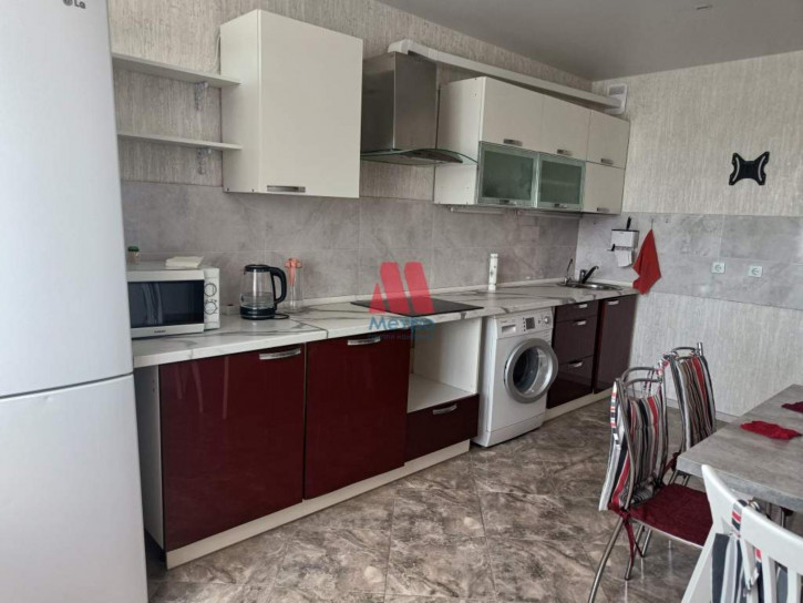 3-комн квартира Слепнева улица, д.4