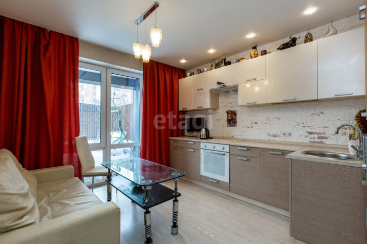 1-комн квартира Щербакова, 77