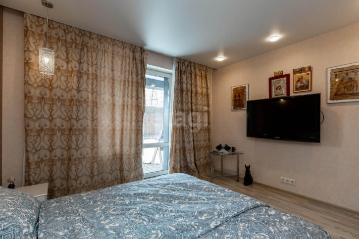 1-комн квартира Щербакова, 77