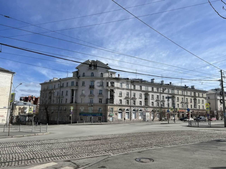2-комн квартира Верх-Исетский бульвар, 20