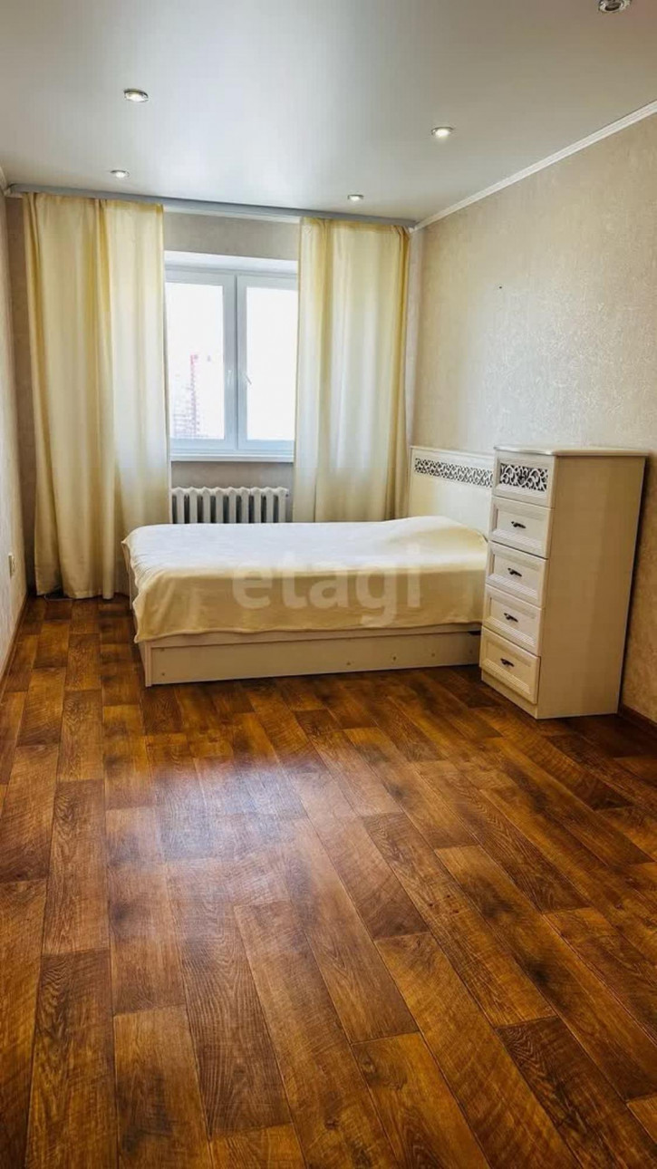 1-комн квартира Станислава Карнацевича, 4