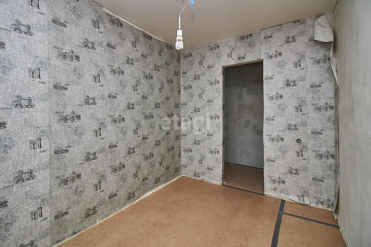 2-комн квартира Калинина, 9