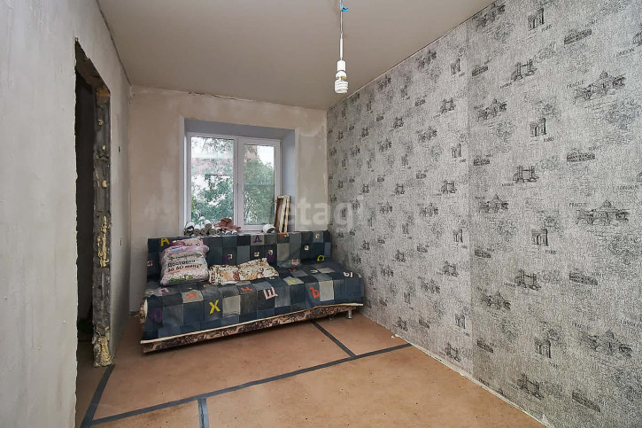 2-комн квартира Калинина, 9