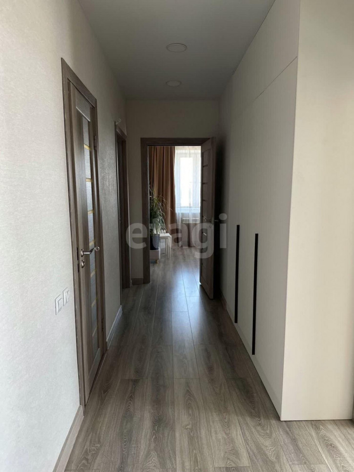 2-комн квартира Мельникайте, 34