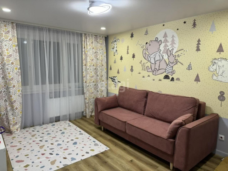 3-комн квартира Александра Пушкина, 3