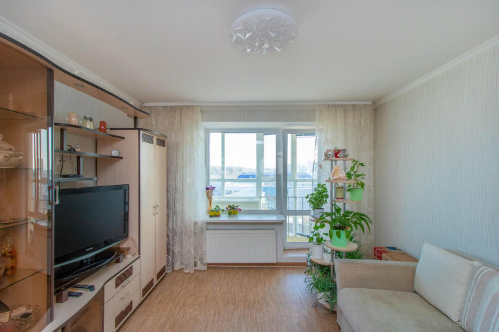 1-комн квартира Эрвье, 10/1