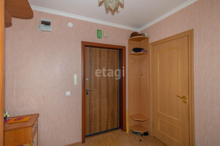 1-комн квартира Эрвье, 10/1