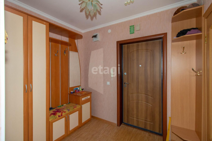1-комн квартира Эрвье, 10/1