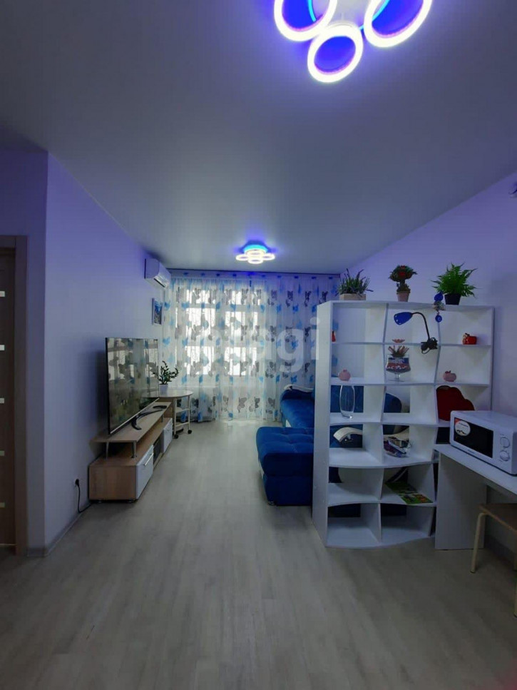 1-комн квартира Владимира Бахарева, 1/1