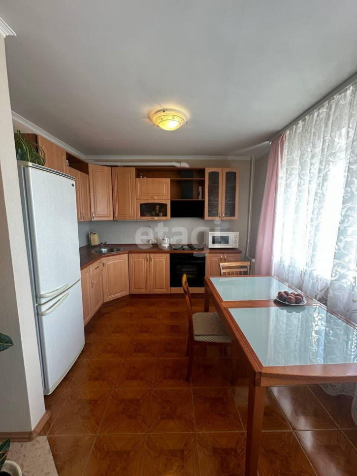 2-комн квартира Ватутина, 4