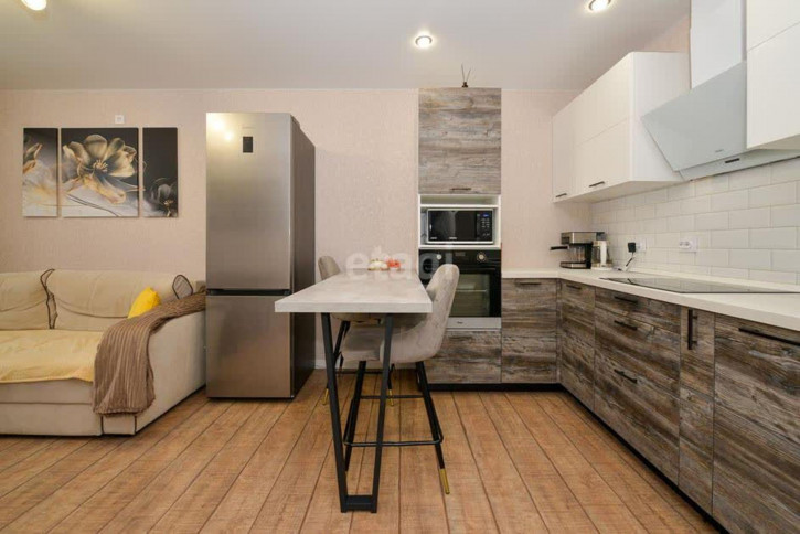 2-комн квартира Первооткрывателей, 10