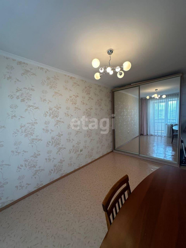 2-комн квартира Ватутина, 4