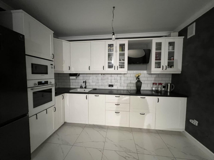 1-комн квартира Полевая, 105