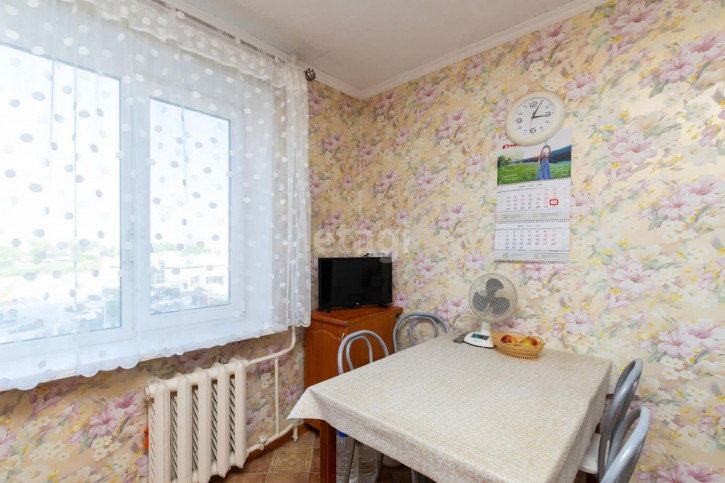 2-комн квартира Солнечный пр., 14