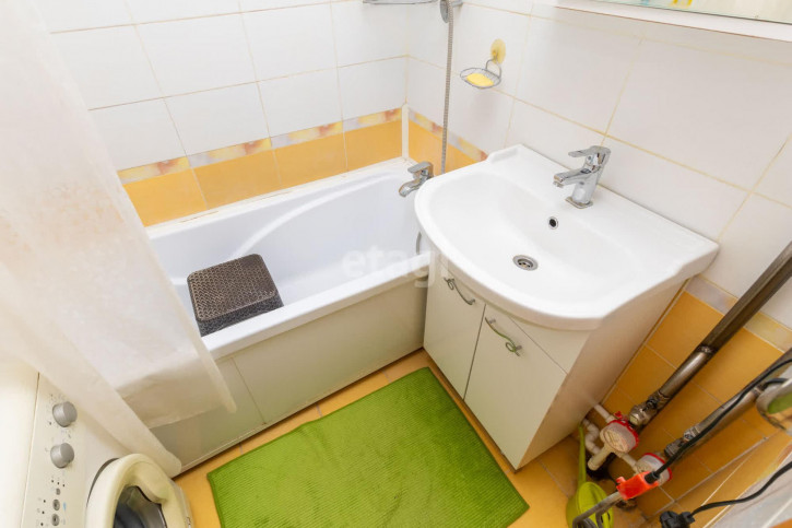 2-комн квартира Солнечный пр., 14