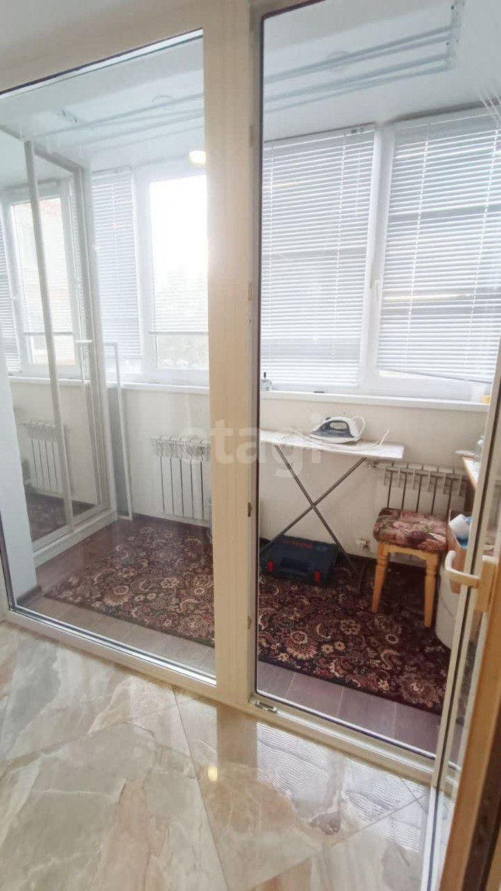 2-комн квартира Ленинградская, 16