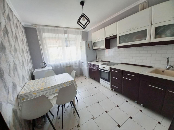 2-комн квартира Мира, 28