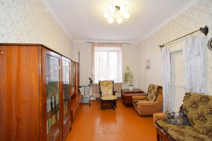 3-комн квартира Котовского, 64