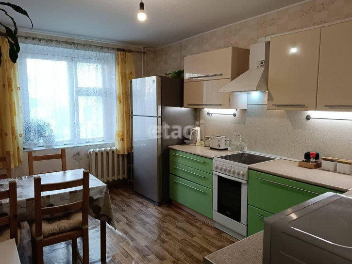 2-комн квартира Пермякова, 74/4
