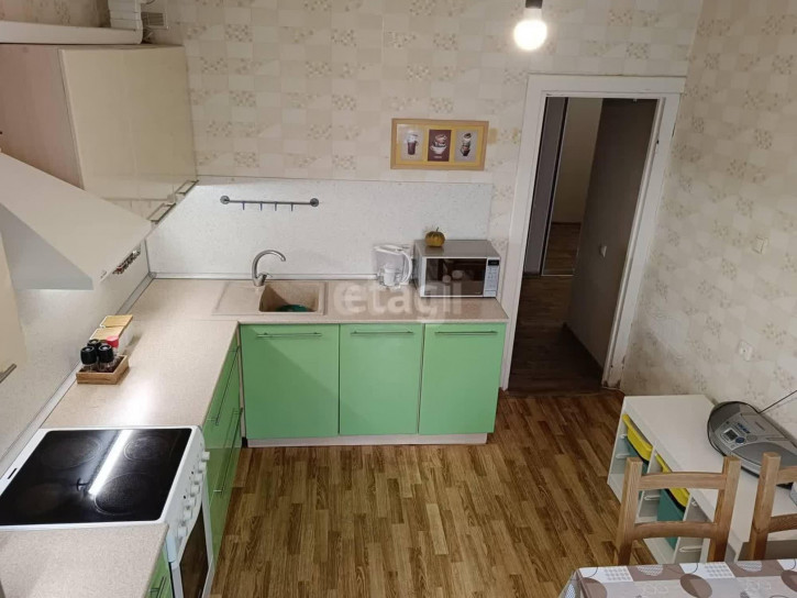 2-комн квартира Пермякова, 74/4