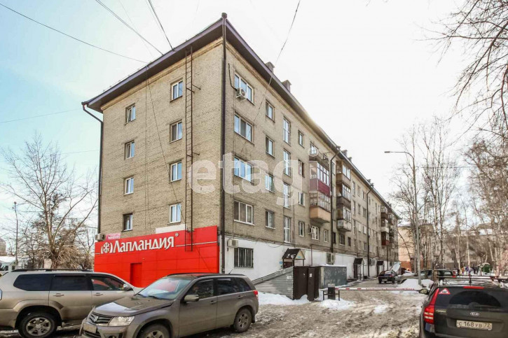 2-комн квартира Холодильная, 120а