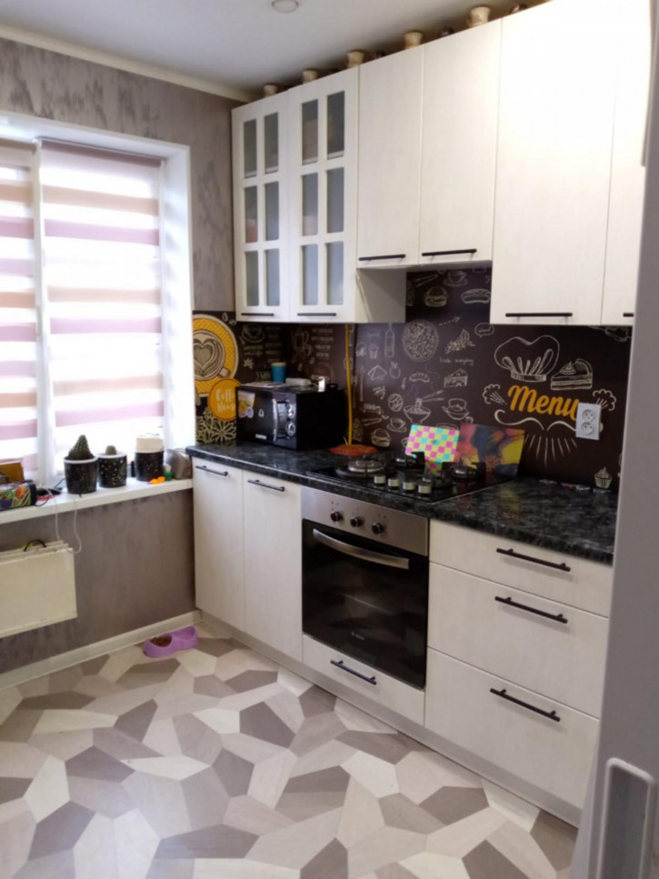 4-комн квартира Брянская улица, 7