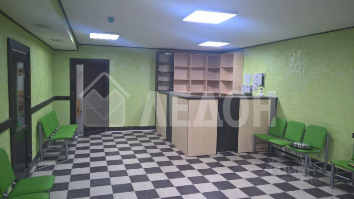 Отдельное здание улица Сосновый Бор